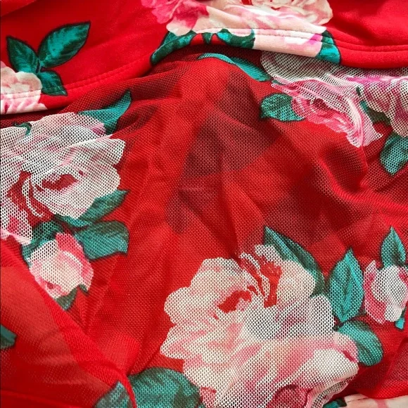 Betsey Johnson mesh bodice Off-Shoulder Swimsuit size small - Picture 4 of 13